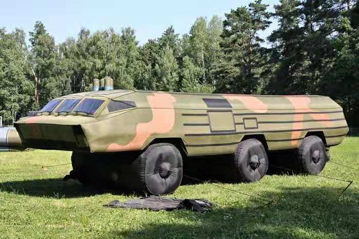 博尔塔拉蒙古充气军事战车